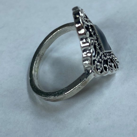 Silver Tone Filagree Ring Black Inlay Small Pinky Finger Approximate Size 6 - Picture 9 of 15